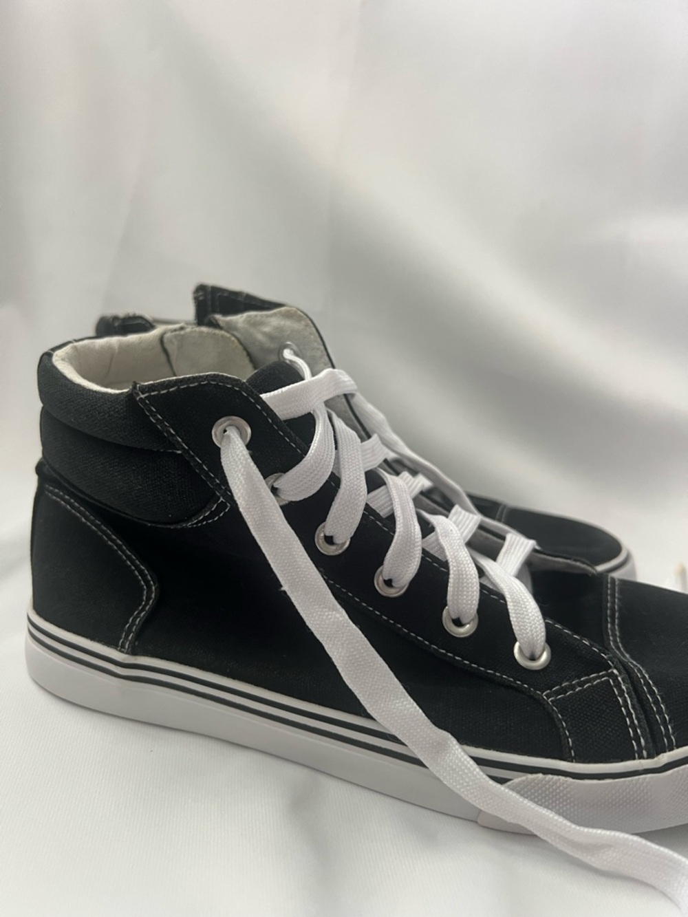 Tommy Bahama Big Girl Black Canvas High Top Unisex Sneakers Size 5 Lace Up & Zip - Picture 6 of 16